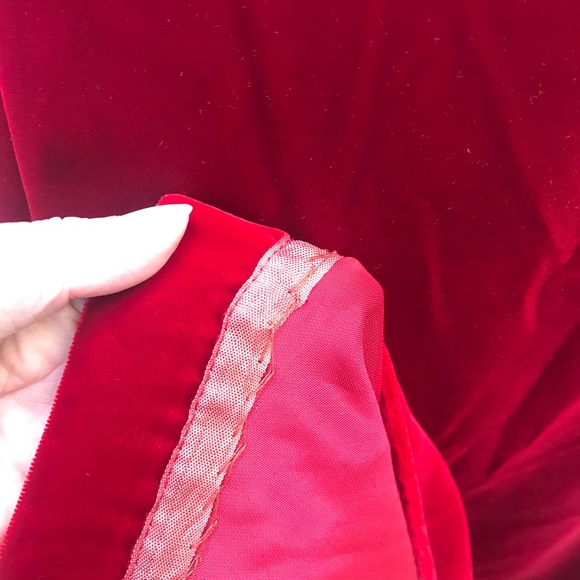 Vintage 70’s does 40’s red velvet long belted maxi skirt - Picture 7 of 14